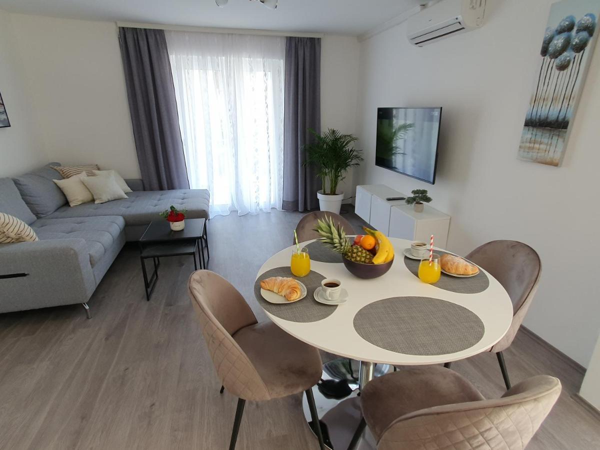 Apartment Zvjezdana Trogir Exterior photo
