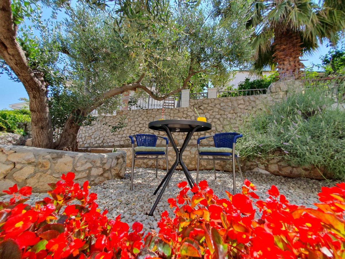 Apartment Zvjezdana Trogir Exterior photo