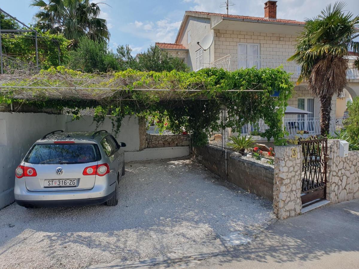 Apartment Zvjezdana Trogir Exterior photo